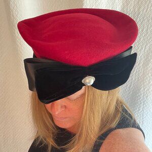 Vintage 1980s Plaza Suite by Betmar red wool hat with black velvet satin bow